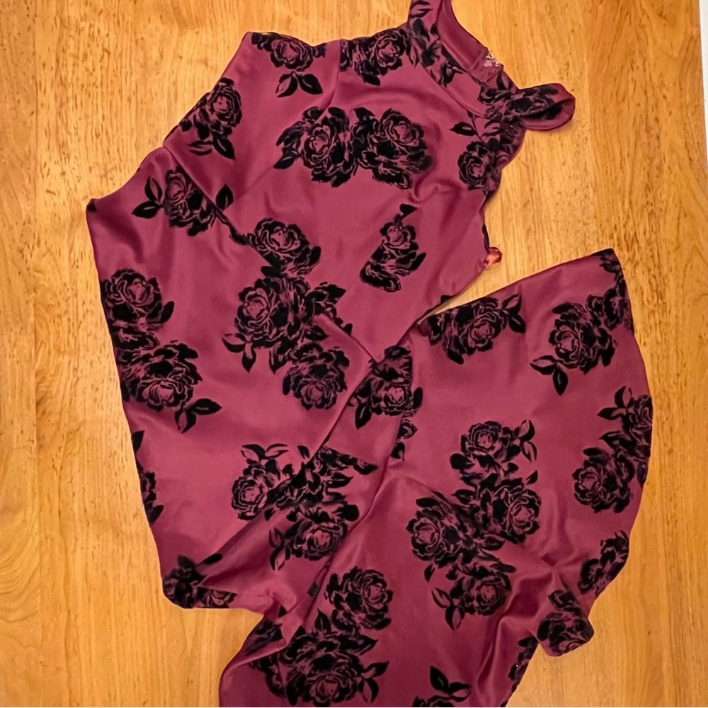 Le chateau velvet flocked burgundy mermaid dress